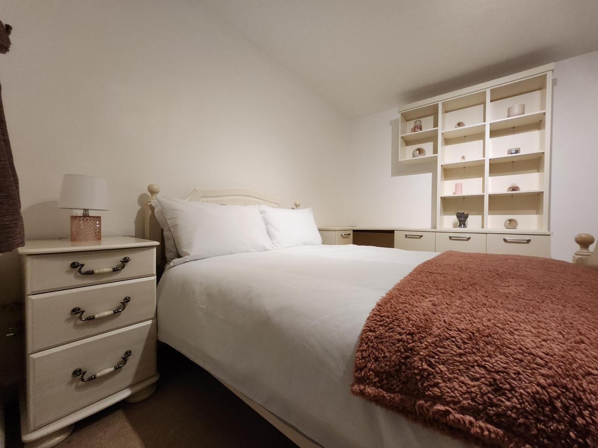 Elmdon House With 4 Spacious Bedrooms To Choose Birmingham Zewnętrze zdjęcie
