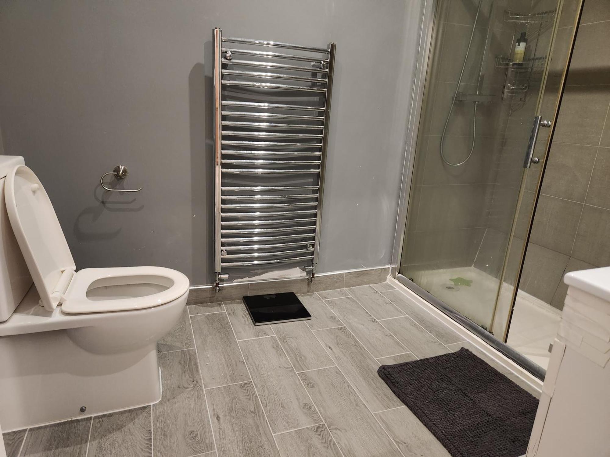 Elmdon House With 4 Spacious Bedrooms To Choose Birmingham Zewnętrze zdjęcie